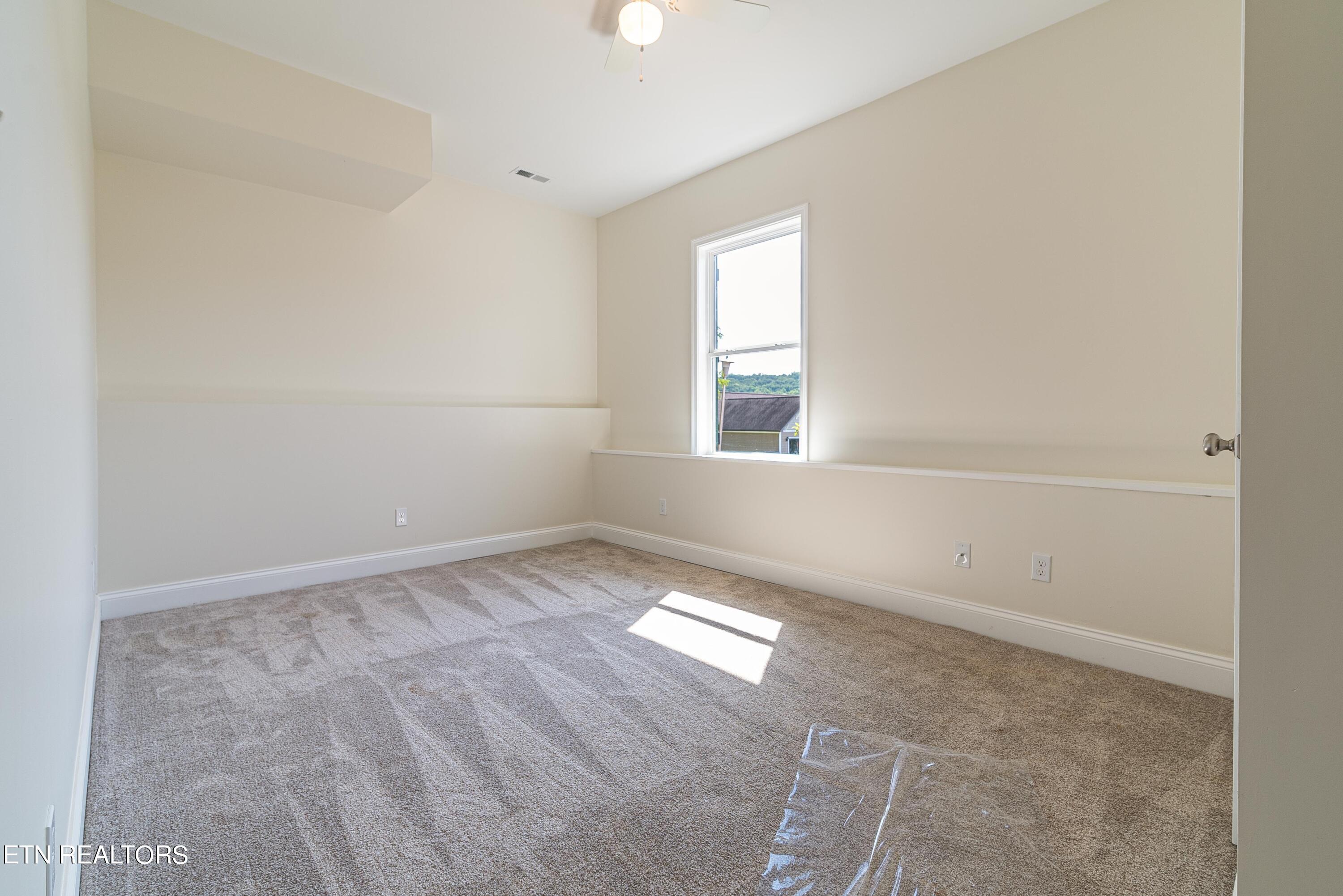 117 Crossroads Boulevard Oak Ridge, TN 37830 - Photo 25 of 29 DSC01621-Edit