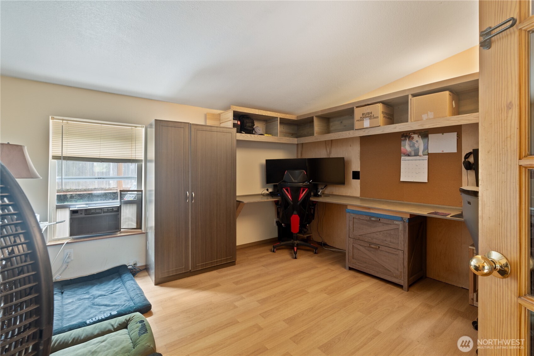 5818 Everson Goshen Road Bellingham, WA 98226 - Photo 14 of 34 a room with furniture and wooden floor