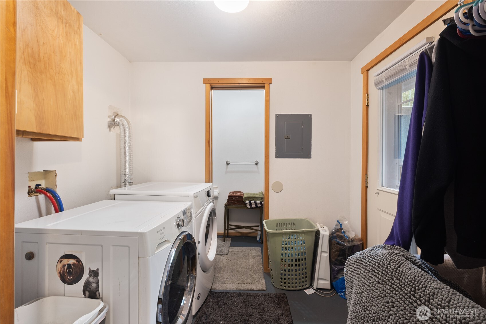 5818 Everson Goshen Road Bellingham, WA 98226 - Photo 20 of 34 a storage room with washer and dryer