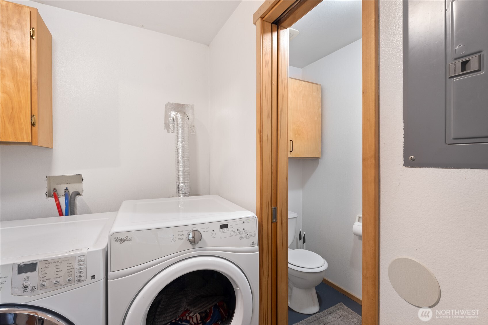 5818 Everson Goshen Road Bellingham, WA 98226 - Photo 21 of 34 a bathroom with a toilet and a sink