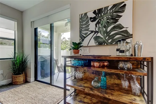 a view of entryway front of house