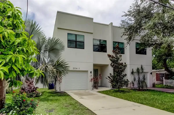 $4,000 | 204 North Manhattan Avenue, Unit 1, Tampa, FL 33609