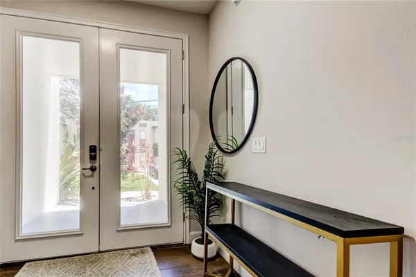 $4,000 | 204 North Manhattan Avenue, Unit 1, Tampa, FL 33609