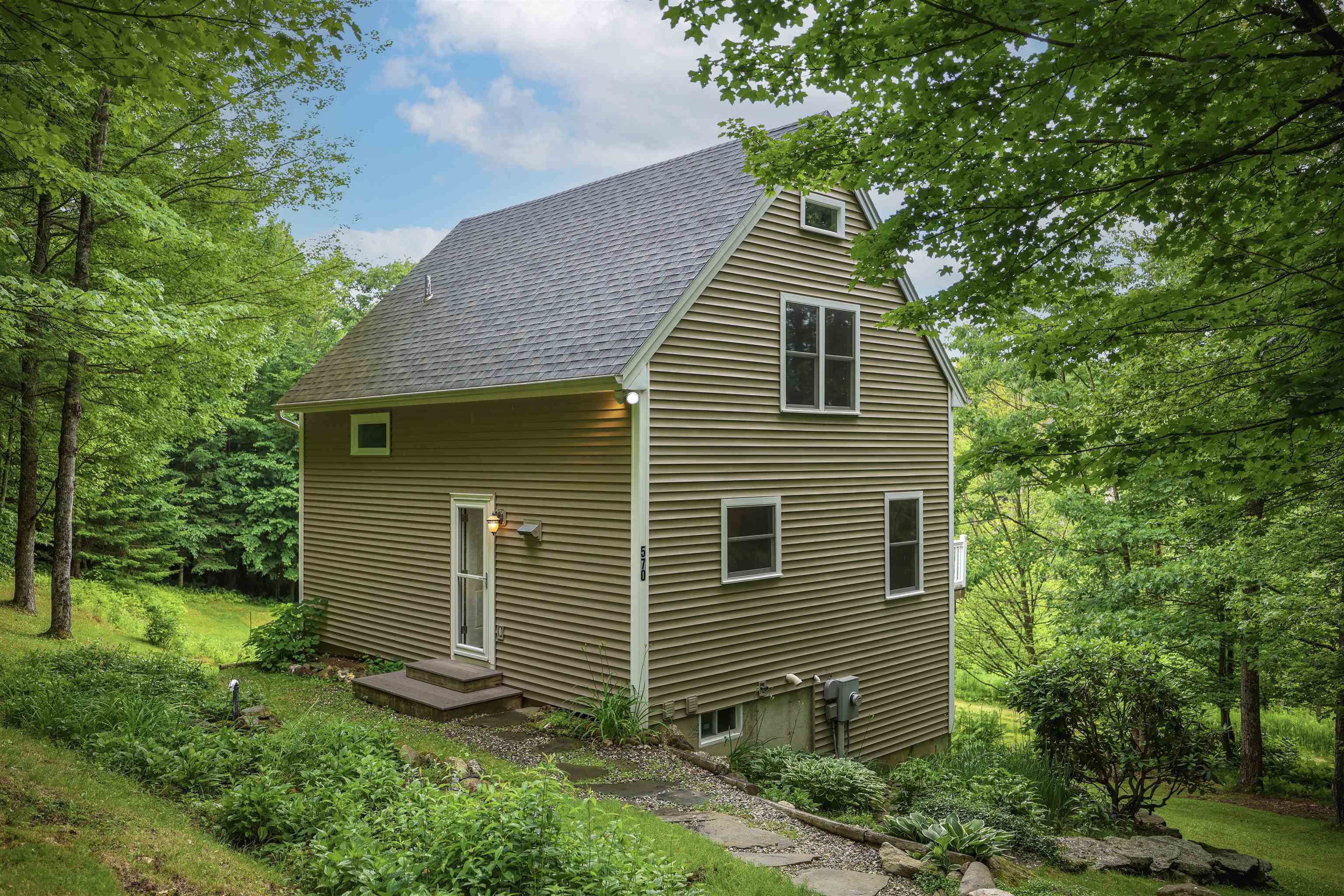 570 Upper Meehan Road Bristol, VT 05443 - Photo 7 of 38