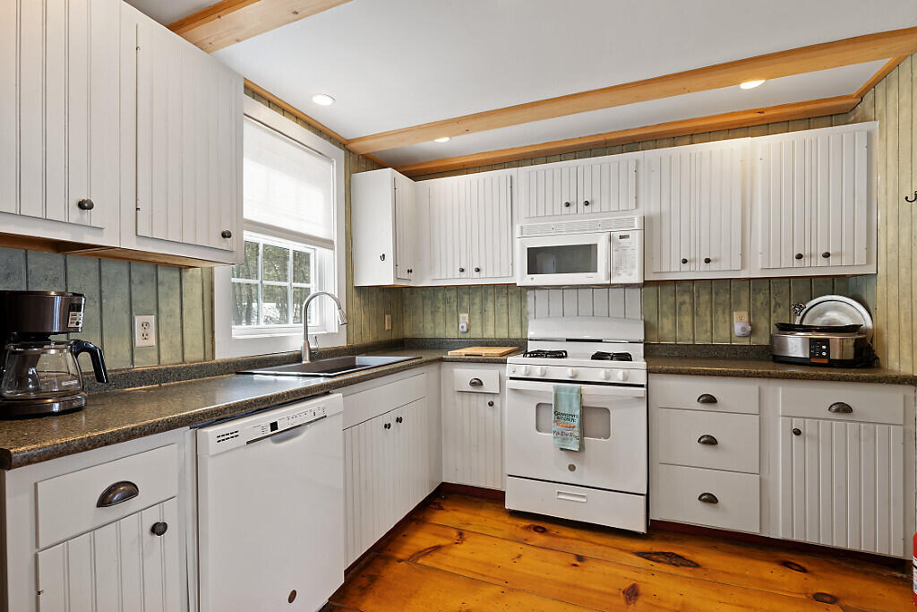 7 Kilburn Road Vassalboro, ME 04989 - Photo 5 of 56 21_BP5A0350_DxO_mls