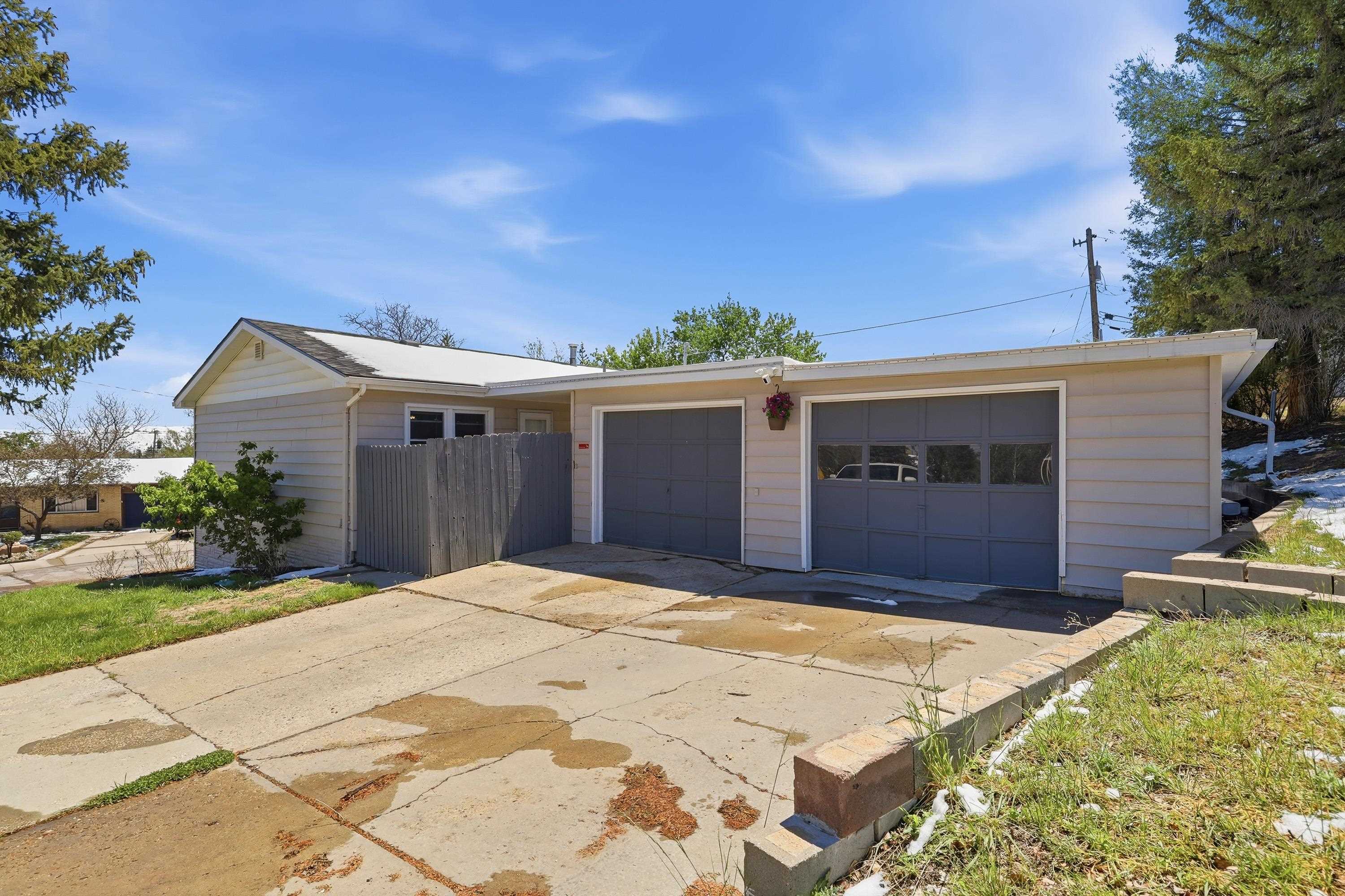 2500 Belmont Road Casper, WY 82604 - Photo 4 of 29