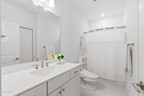 $619,900 | 39 Wardley Circle, Cohoes, NY 12047