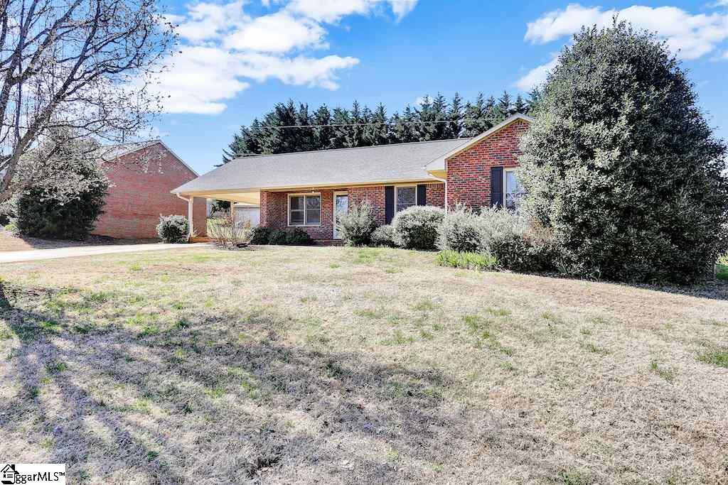 244 Ranier Drive Inman, SC 29349 - Photo 3 of 30