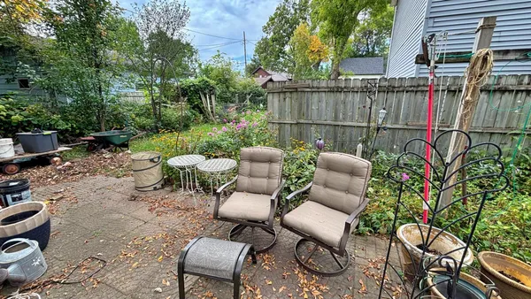 $195,000 | 212 South 2nd Street, Waterville, MN 56096