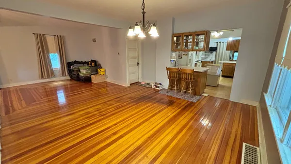 $195,000 | 212 South 2nd Street, Waterville, MN 56096