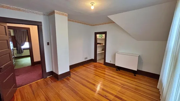 $195,000 | 212 South 2nd Street, Waterville, MN 56096