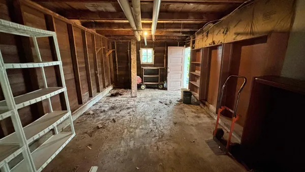 $195,000 | 212 South 2nd Street, Waterville, MN 56096