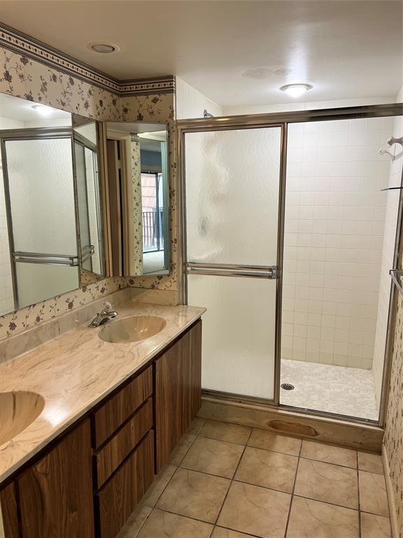 9101 Southwest 19th Place, Unit B Davie, FL 33324 - Photo 14 of 29