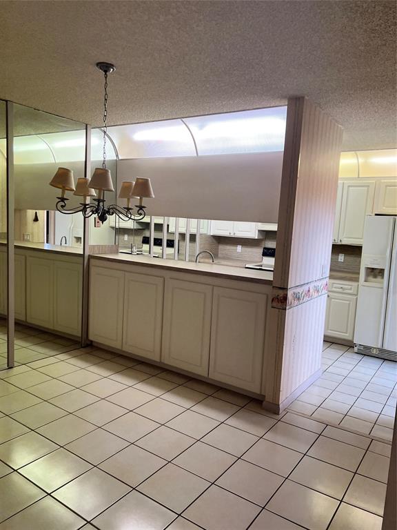 9101 Southwest 19th Place, Unit B Davie, FL 33324 - Photo 8 of 29