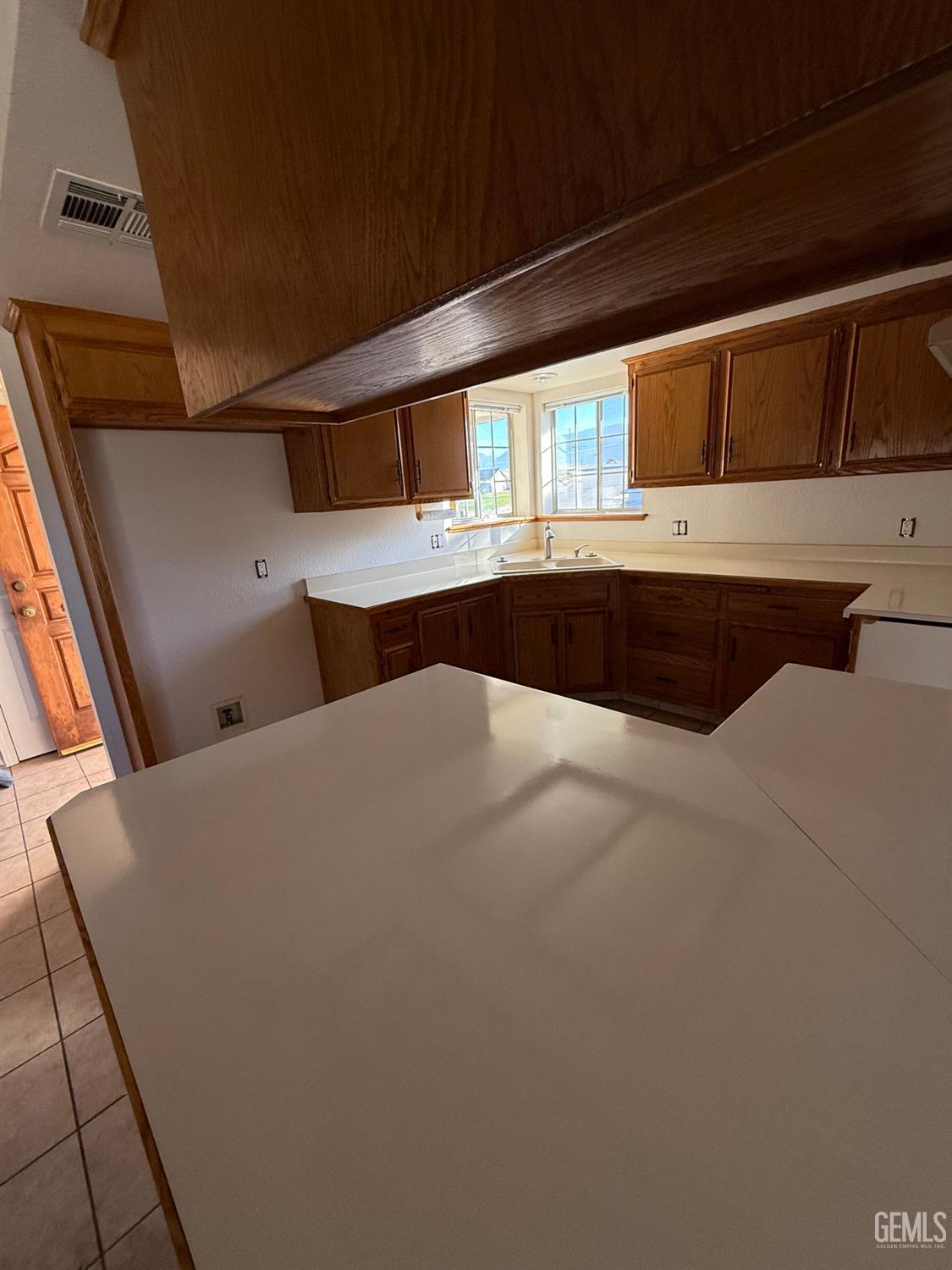 Undisclosed Address Tehachapi, CA 93561 - Photo 4 of 7