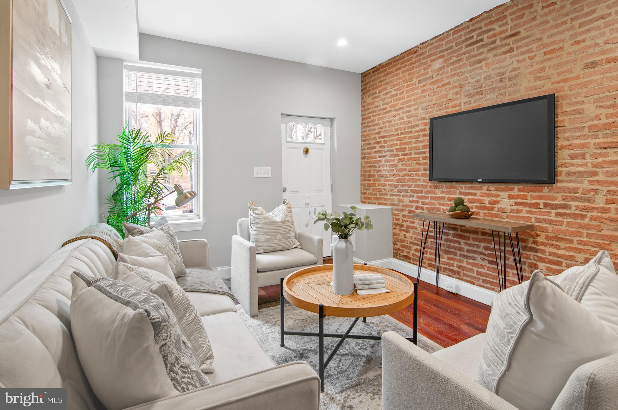 3043 Elliott Street Baltimore, MD 21224 - Photo 5 of 49