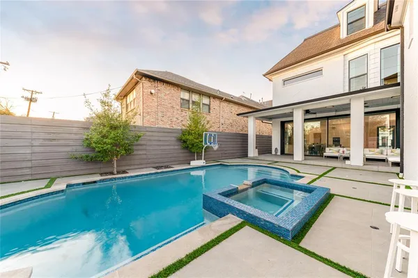 $25,000 | 4201 Potomac Avenue, Highland Park, TX 75205