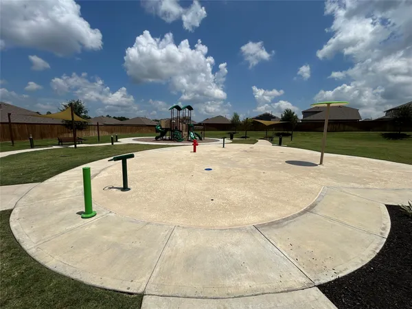 $2,400 | 40434 Basalt Elm Road, Magnolia, TX 77354