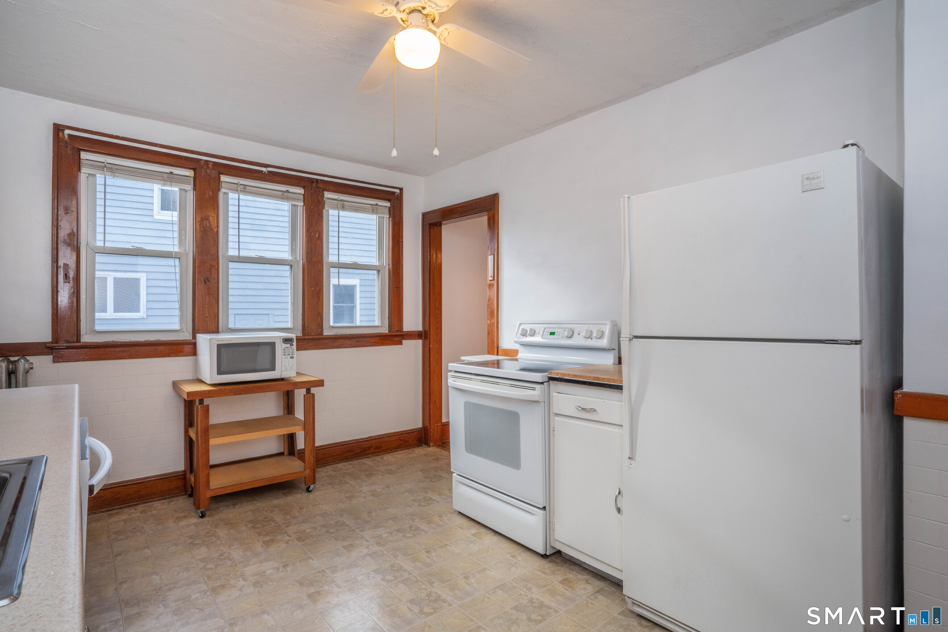 99 Queen Street Bristol, CT 06010 - Photo 17 of 39