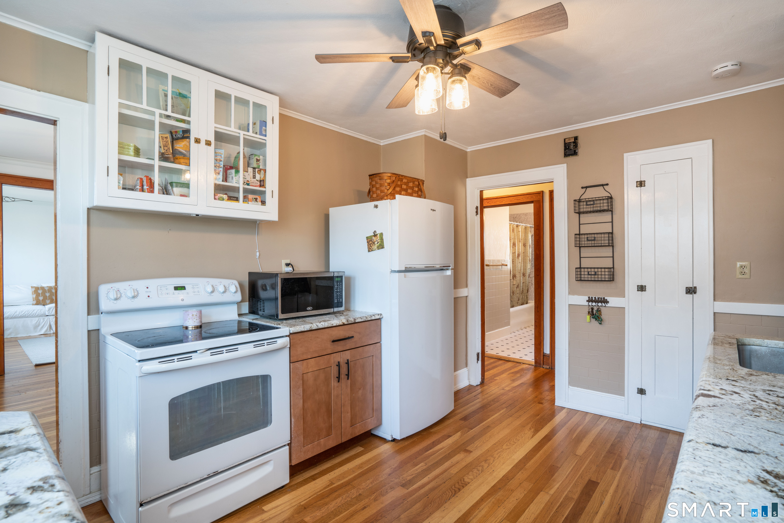 99 Queen Street Bristol, CT 06010 - Photo 26 of 39