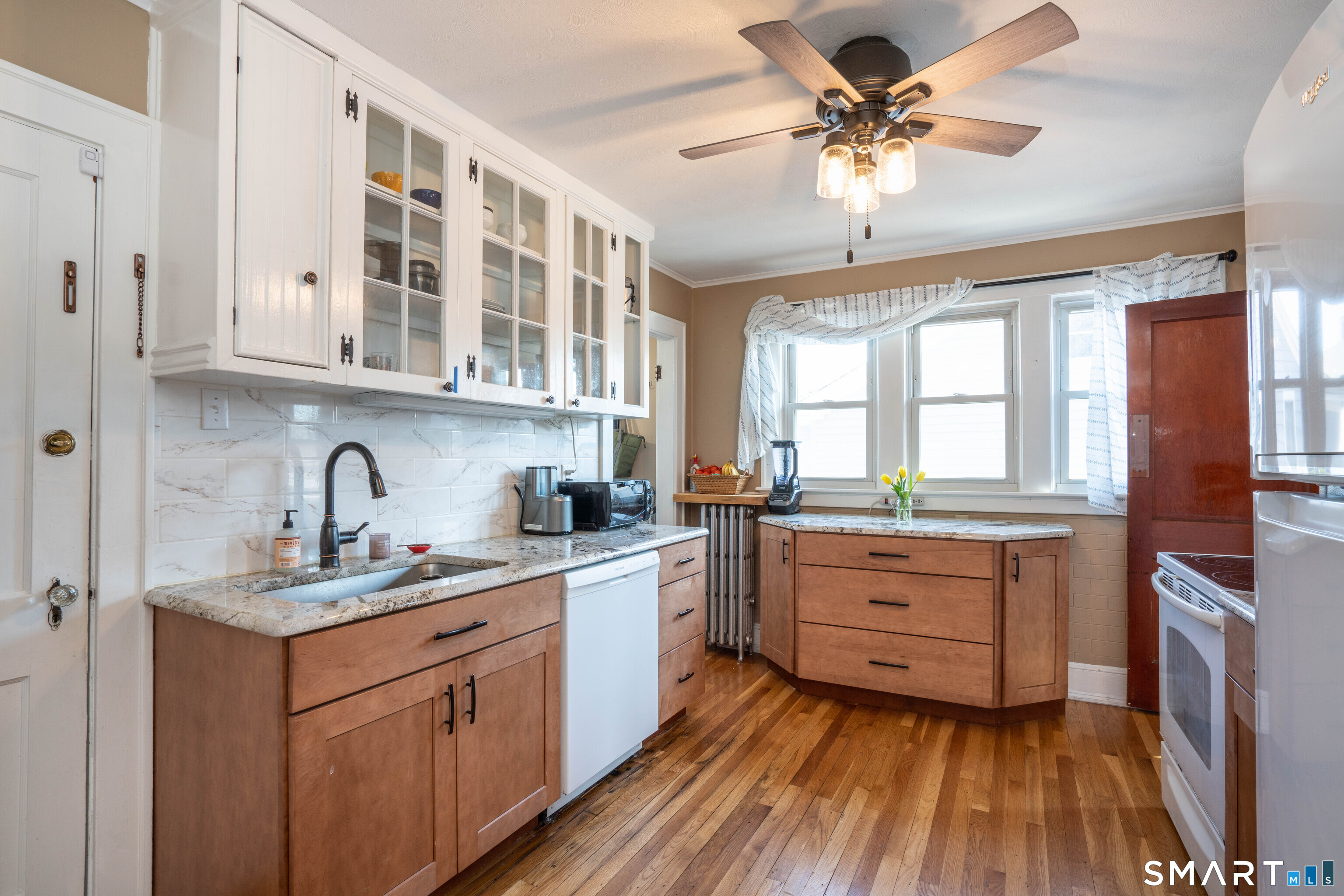 99 Queen Street Bristol, CT 06010 - Photo 29 of 39