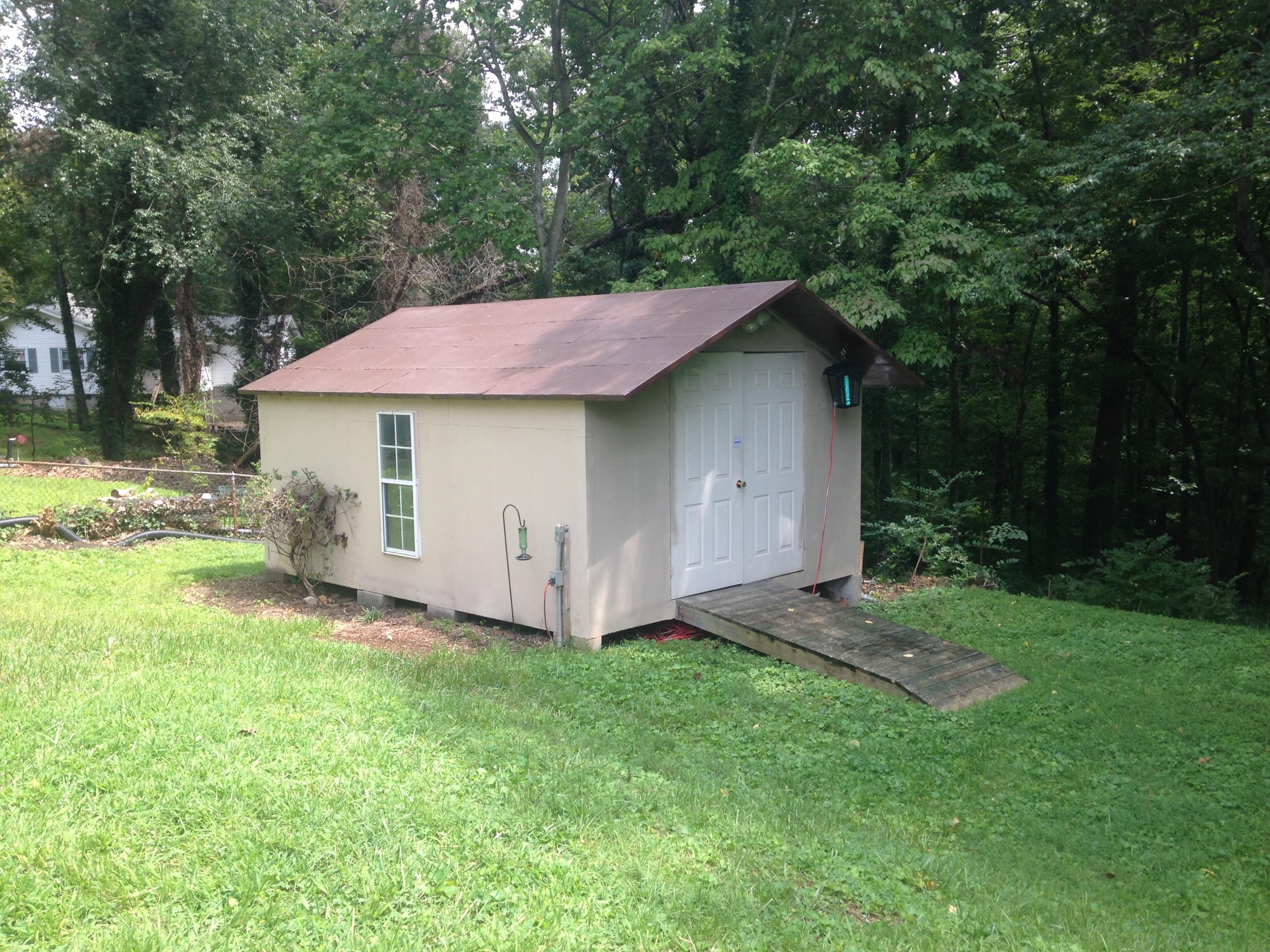 15 Outer Drive Oak Ridge, TN 37830 - Photo 6 of 26 Storage shed / workshop