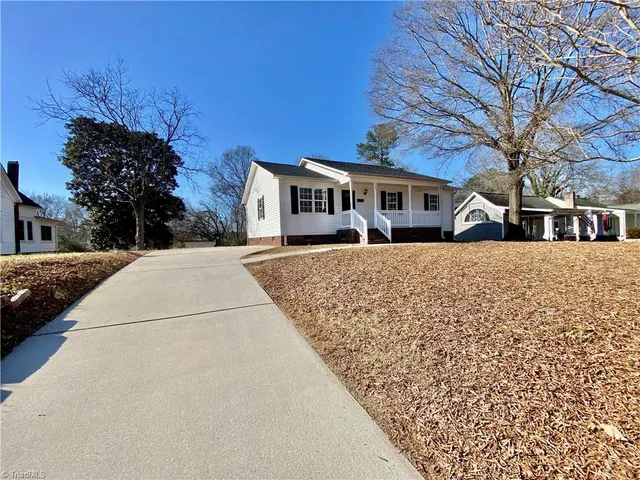 $229,777 | 707 5th Street, Spencer, NC 28159