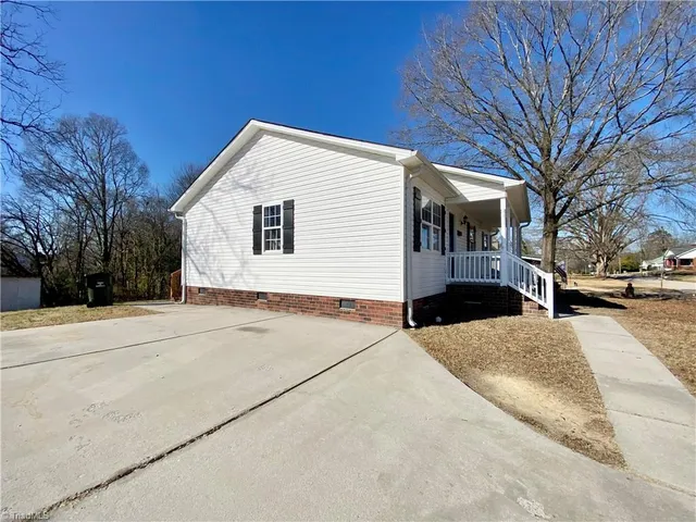 $229,777 | 707 5th Street, Spencer, NC 28159