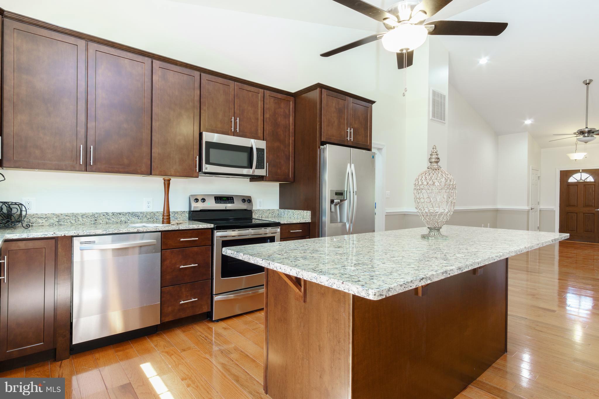 9334 Meetze Road Midland, VA 22728 - Photo 4 of 28 Kitchen