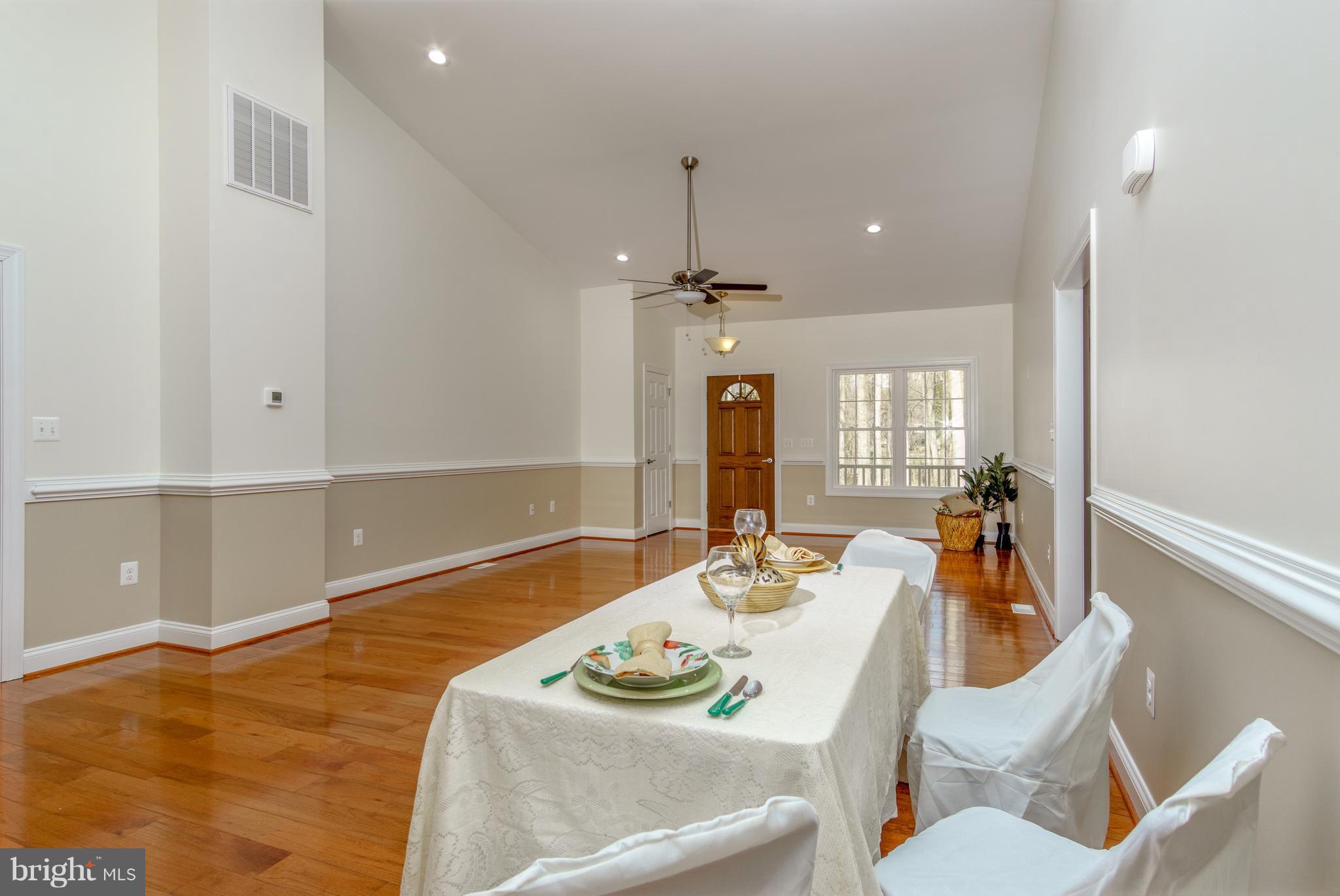 9334 Meetze Road Midland, VA 22728 - Photo 6 of 28 Dining Area
