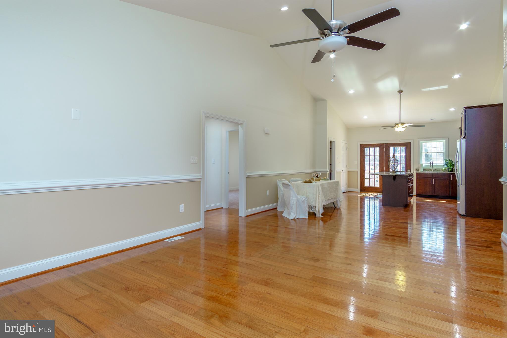 9334 Meetze Road Midland, VA 22728 - Photo 7 of 28 Great Room (living/dining/kitchen)