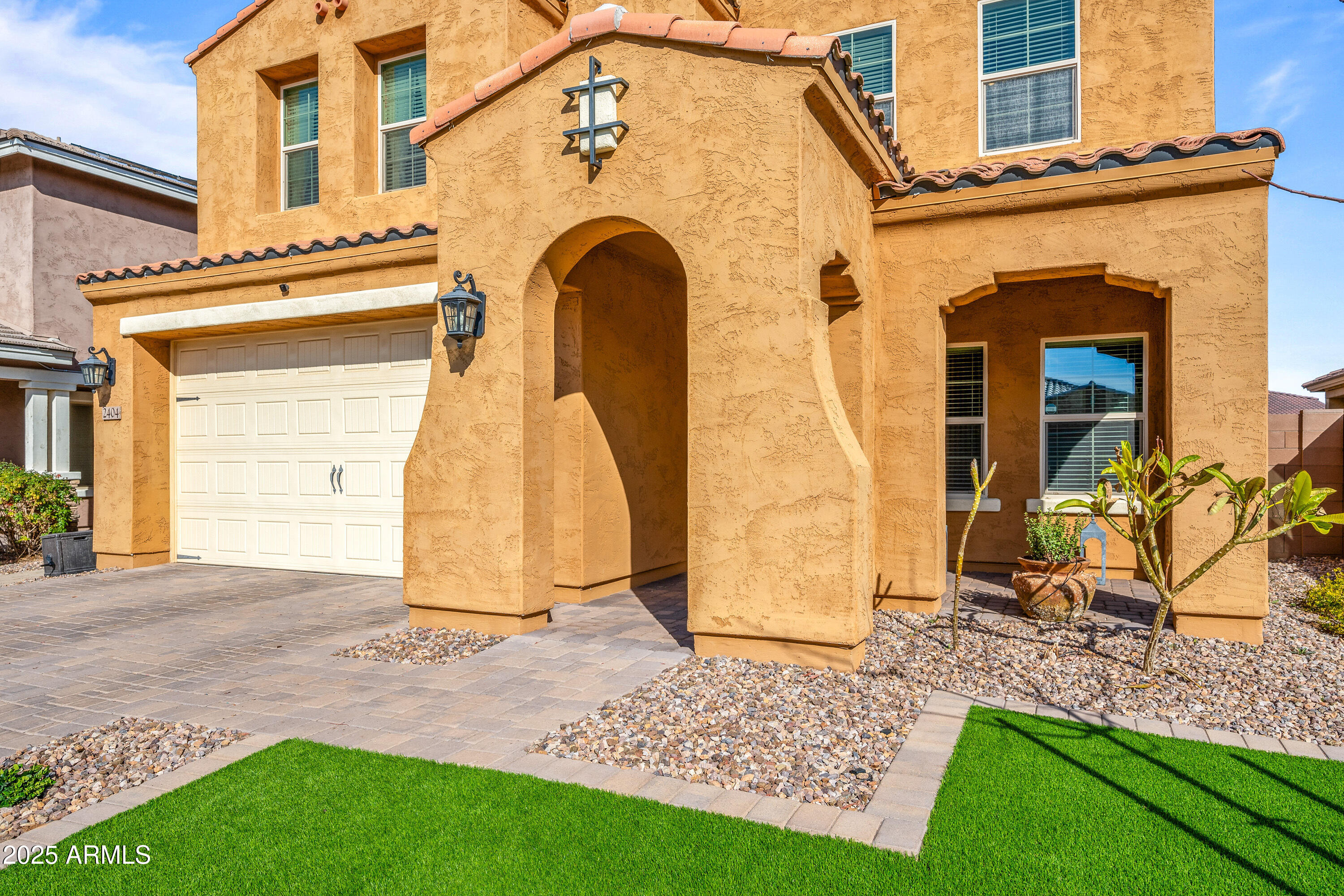 2404 East Gillcrest Road Gilbert, AZ 85298 - Photo 3 of 24 _DSC7462-4