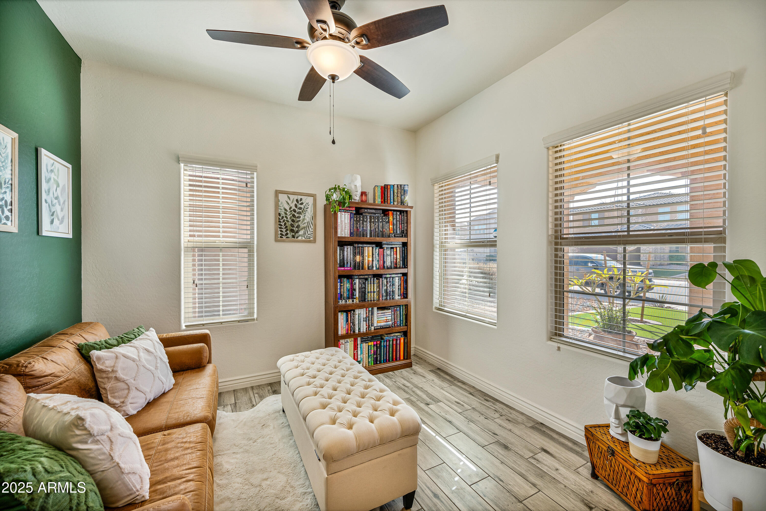 2404 East Gillcrest Road Gilbert, AZ 85298 - Photo 5 of 24 _DSC7478-7