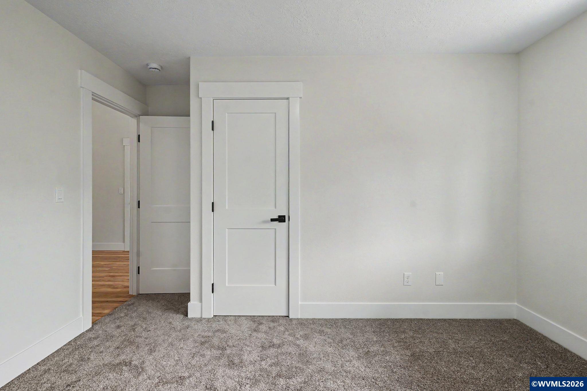 5642 Jeremy Vly Road Southeast Salem, OR 97306 - Photo 6 of 43