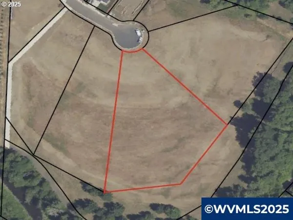 $350,000 | 493 Southwest Oregon Falls Drive, Dallas, OR 97338