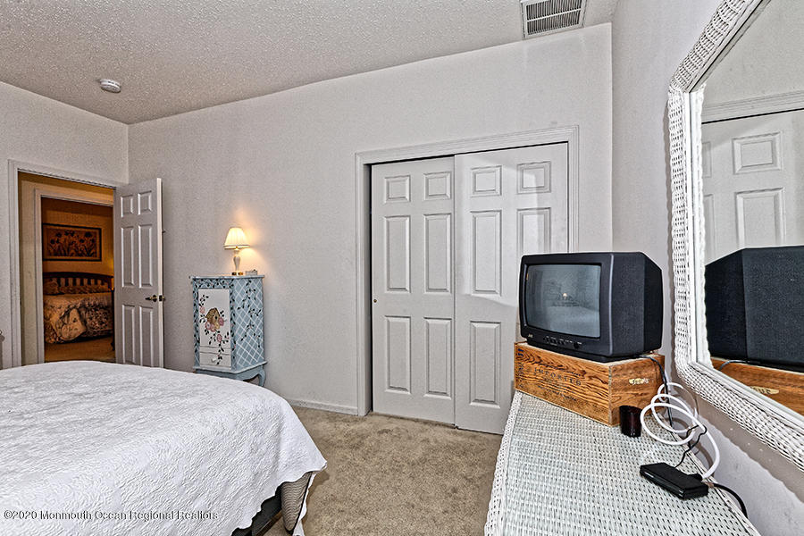 64 Sandpiper Road Barnegat, NJ 08005 - Photo 20 of 26 14a
