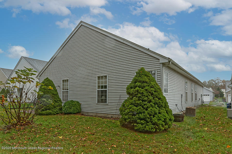 64 Sandpiper Road Barnegat, NJ 08005 - Photo 4 of 26 4