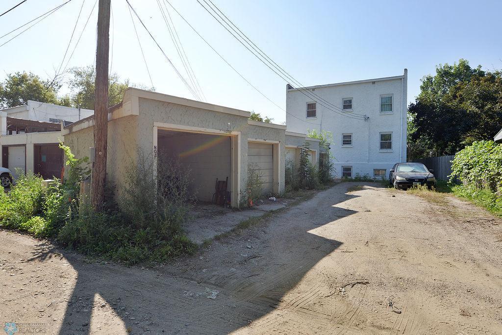 442 2nd Street Southwest Jamestown, ND 58401 - Photo 17 of 18