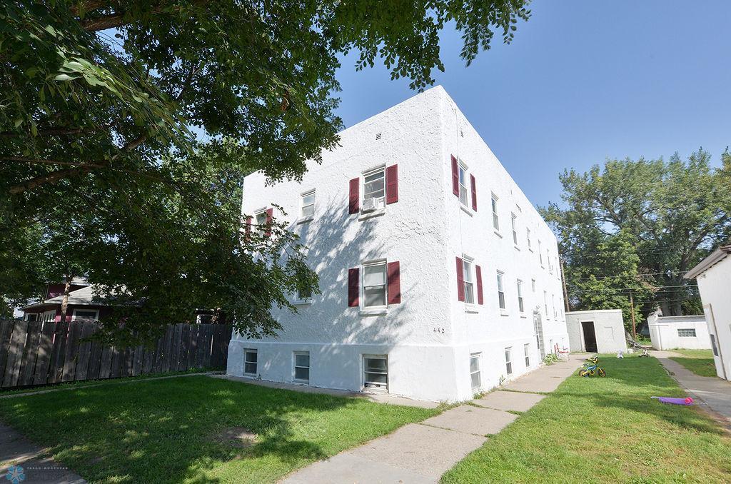 442 2nd Street Southwest Jamestown, ND 58401 - Photo 5 of 18