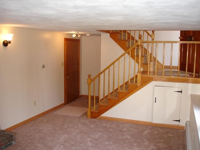 54 Ocean House Road Cape Elizabeth, ME 04107 - Photo 15 of 20 Den/Family/Great Room. Lower level