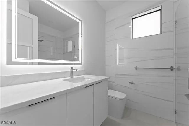 $319,800 | 729 Colyer Street East, Lehigh Acres, FL 33974