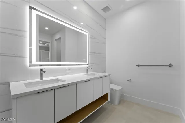 $319,800 | 729 Colyer Street East, Lehigh Acres, FL 33974