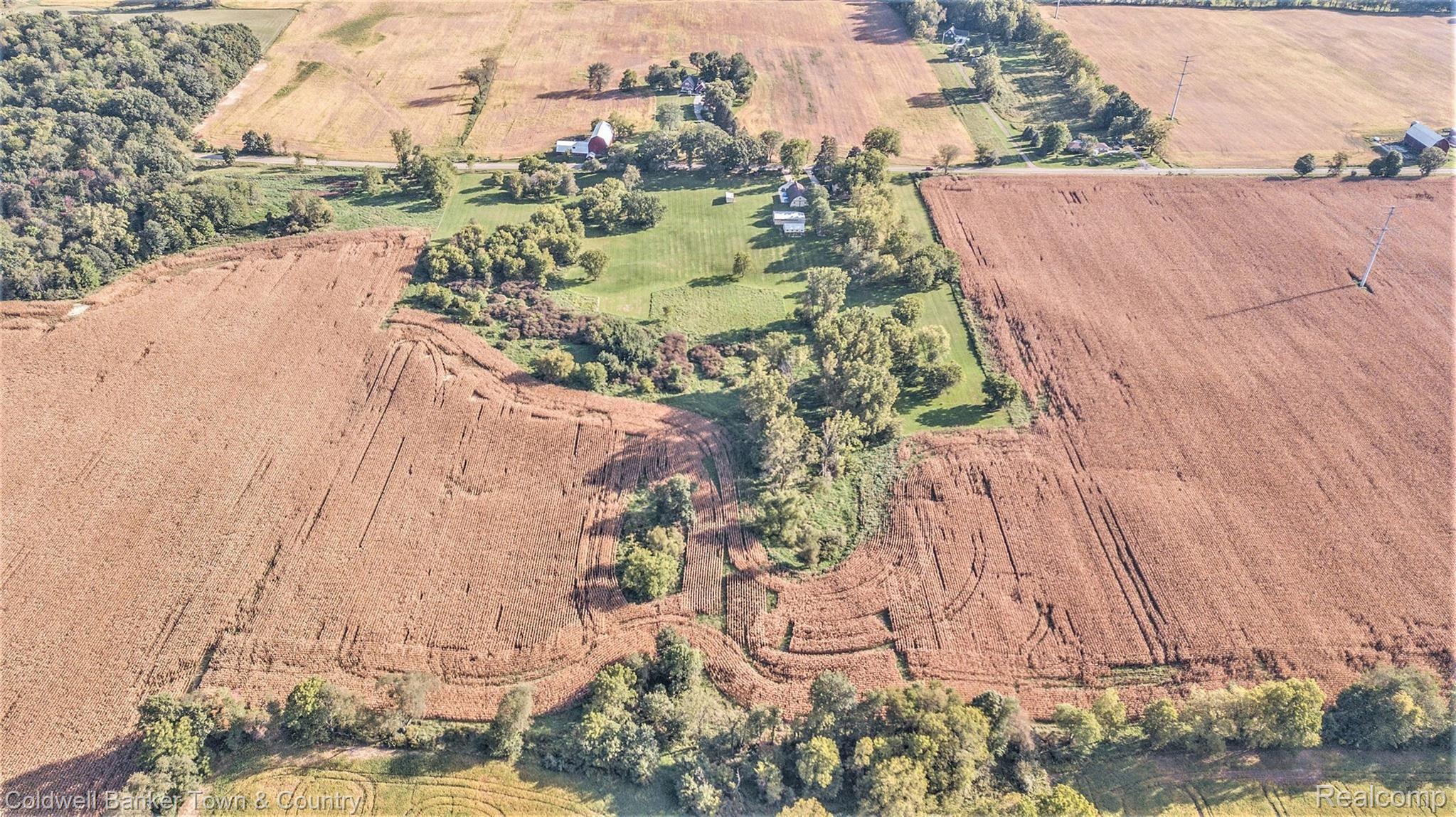 5564 West Hayner Road Fowlerville, MI 48836 - Photo 38 of 39 DJI_0366.jpg