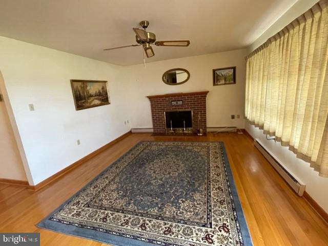 6609 Fish Hatchery Road Thurmont, MD 21788 - Photo 3 of 20 Living Room / Wood-Burning Fireplace