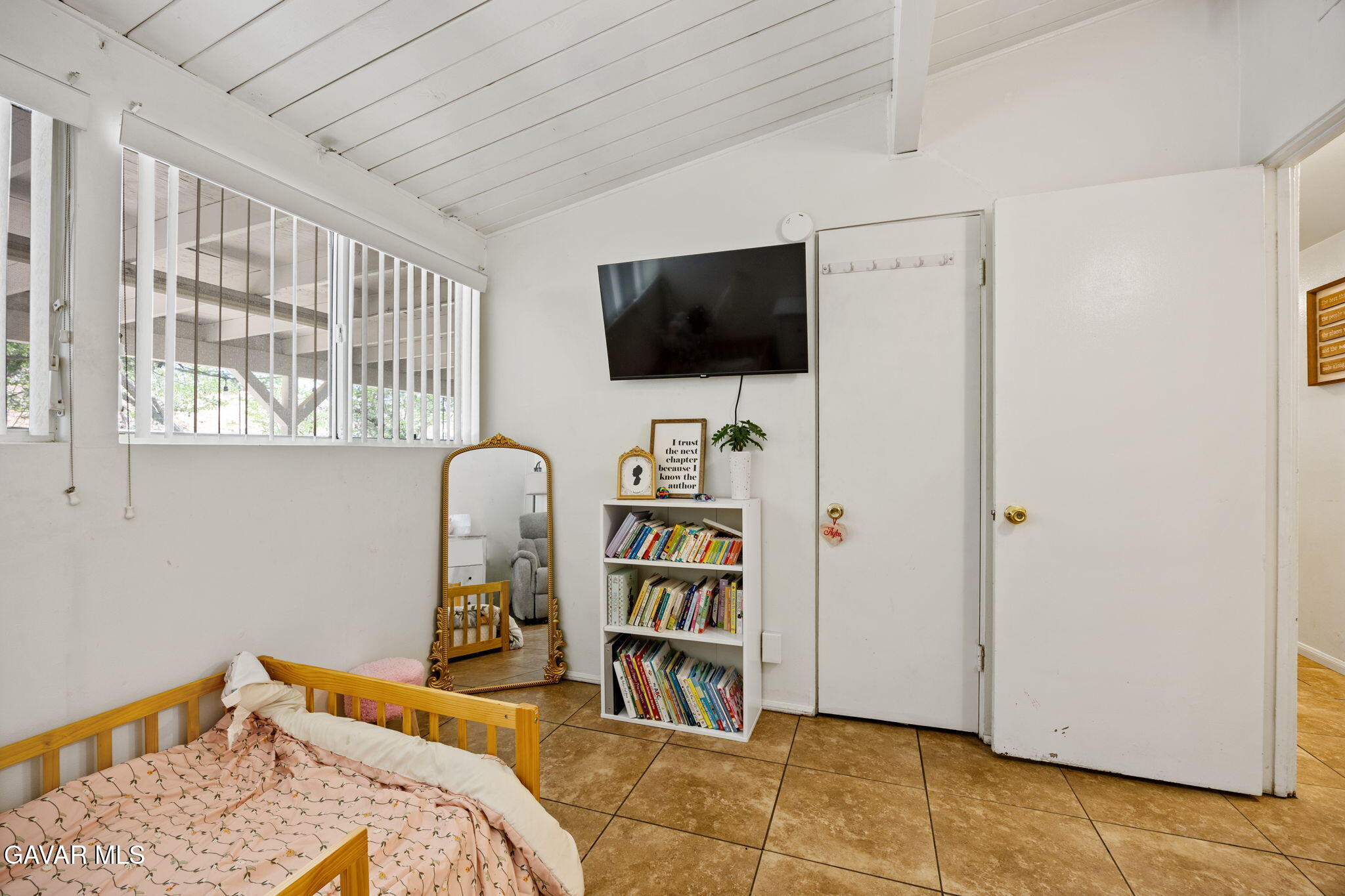 6579 Hillside Avenue Riverside, CA 92504 - Photo 25 of 34 25-web-or-mls-IMG_9575
