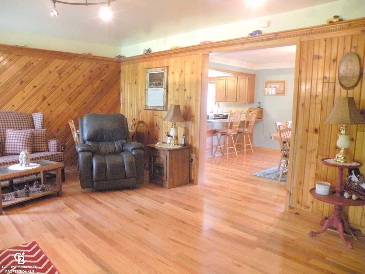 10216 Foley Road Avoca, MI 48006 - Photo 22 of 40 31324133-21.JPG
