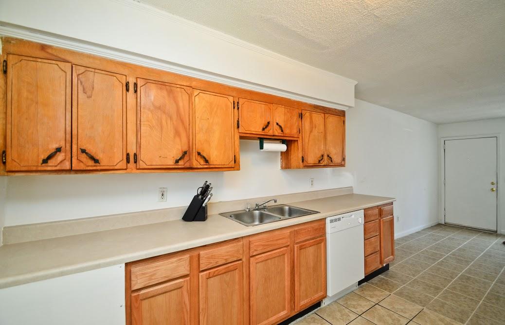 1088 Berkeley Street Hanahan, SC 29410 - Photo 13 of 24 Apartment Interior