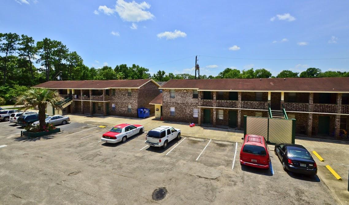 1088 Berkeley Street Hanahan, SC 29410 - Photo 23 of 24 Exterior and Parking Lot
