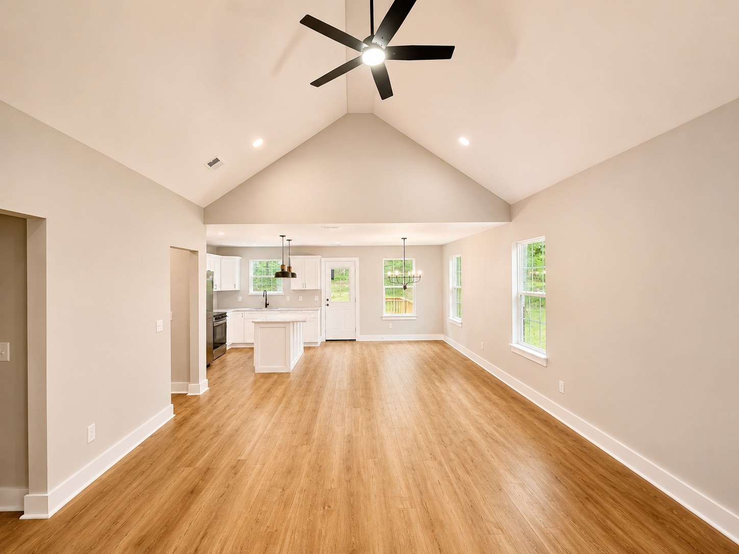 4619 Chapel Hill Road Southside, TN 37171 - Photo 14 of 29 Gallery Image 14