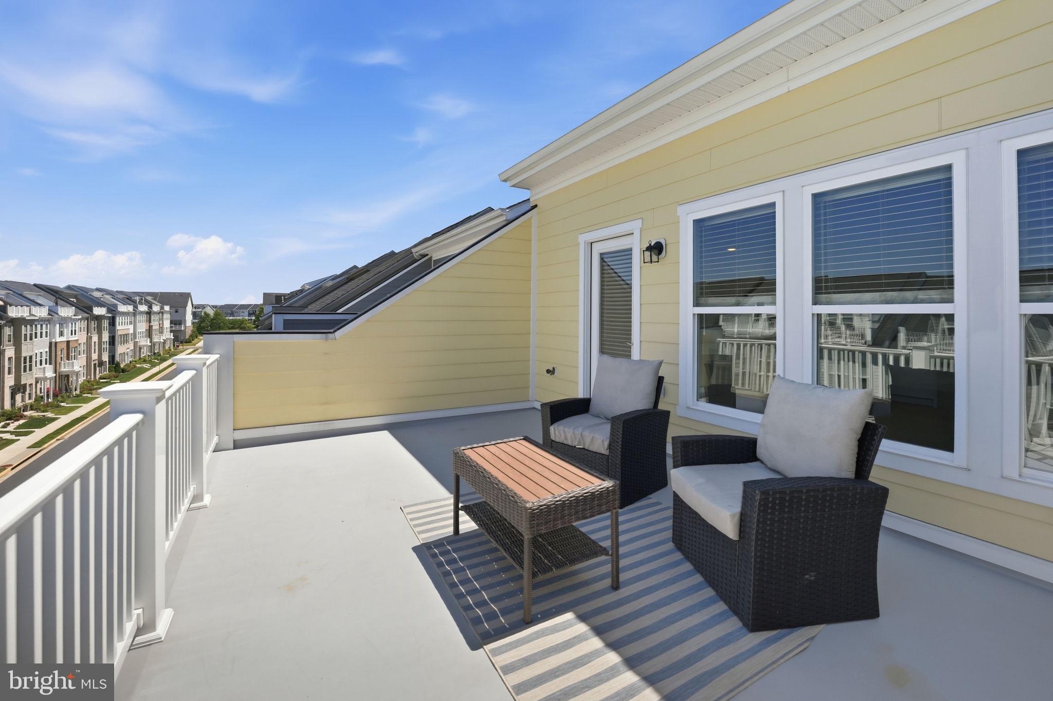 1957 Greenbriar Hall Road Dumfries, VA 22026 - Photo 44 of 72 Rooftop terrace